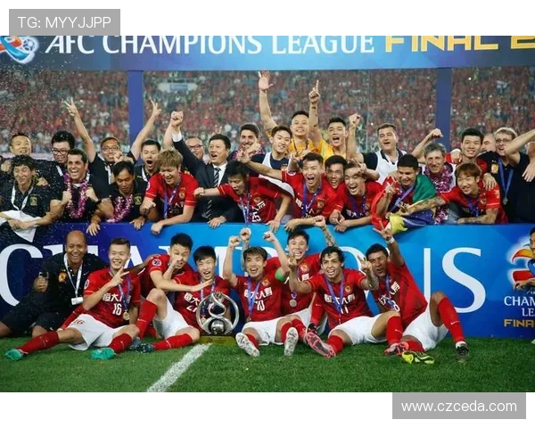 广州足球队灵活性展现全场比赛精彩瞬间分析与点评